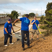 Chevron volunteers help their community 